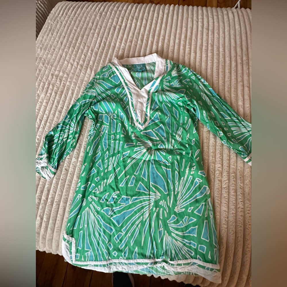 Green and blue cover up